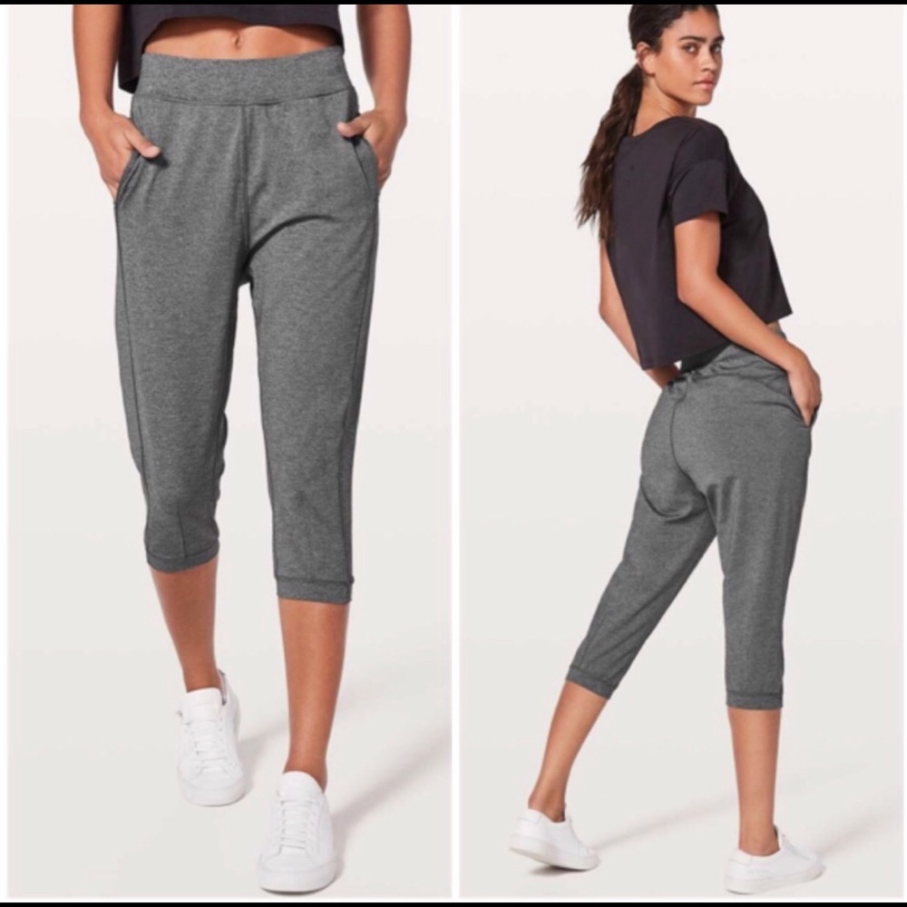 Lululemon Rejuvenate crop